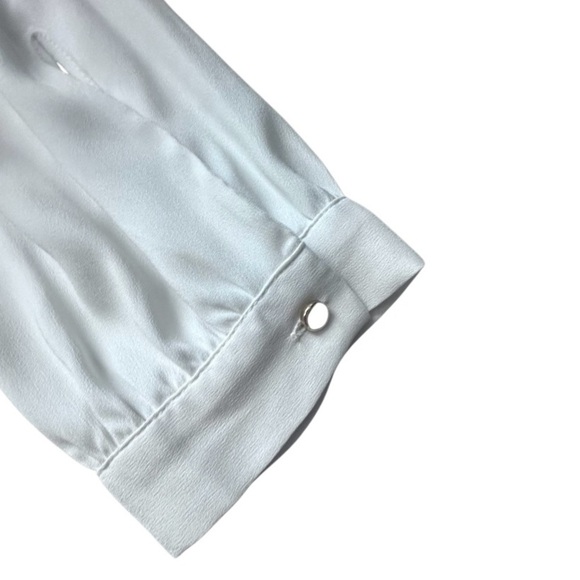 Ann Taylor White Ruffle Cold Shoulder Ladies Blouse Sz XL - Picture 3 of 9